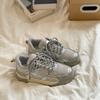 Popular sports and leisure board shoes 2025 spring and autumn new trend single shoes versatile mesh white shoes female dad shoes