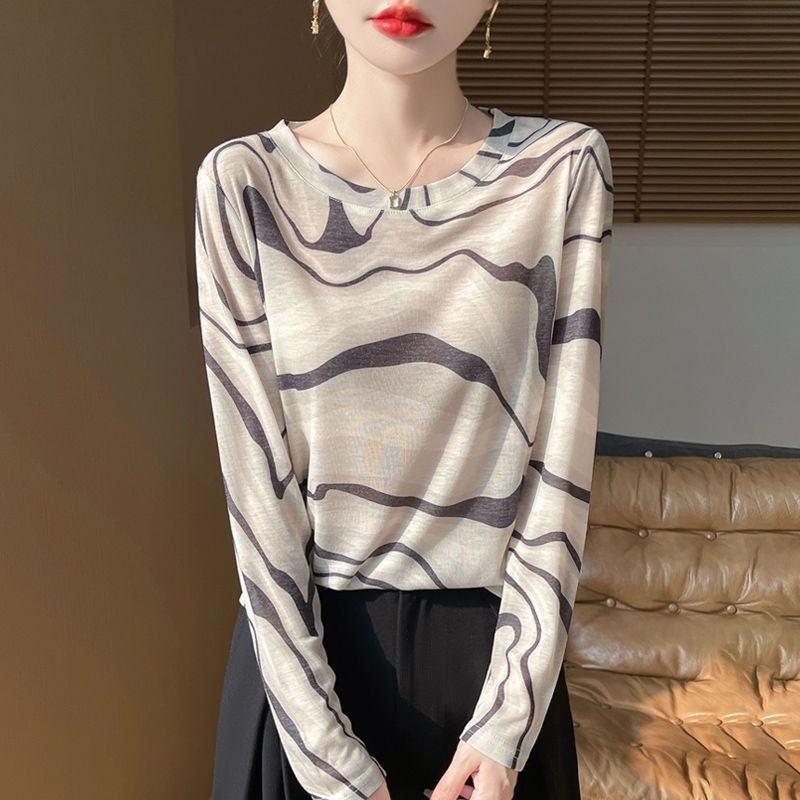 Women's Summer Knitwear Thin Print Pullover Knit Top Long Sleeve Sweater