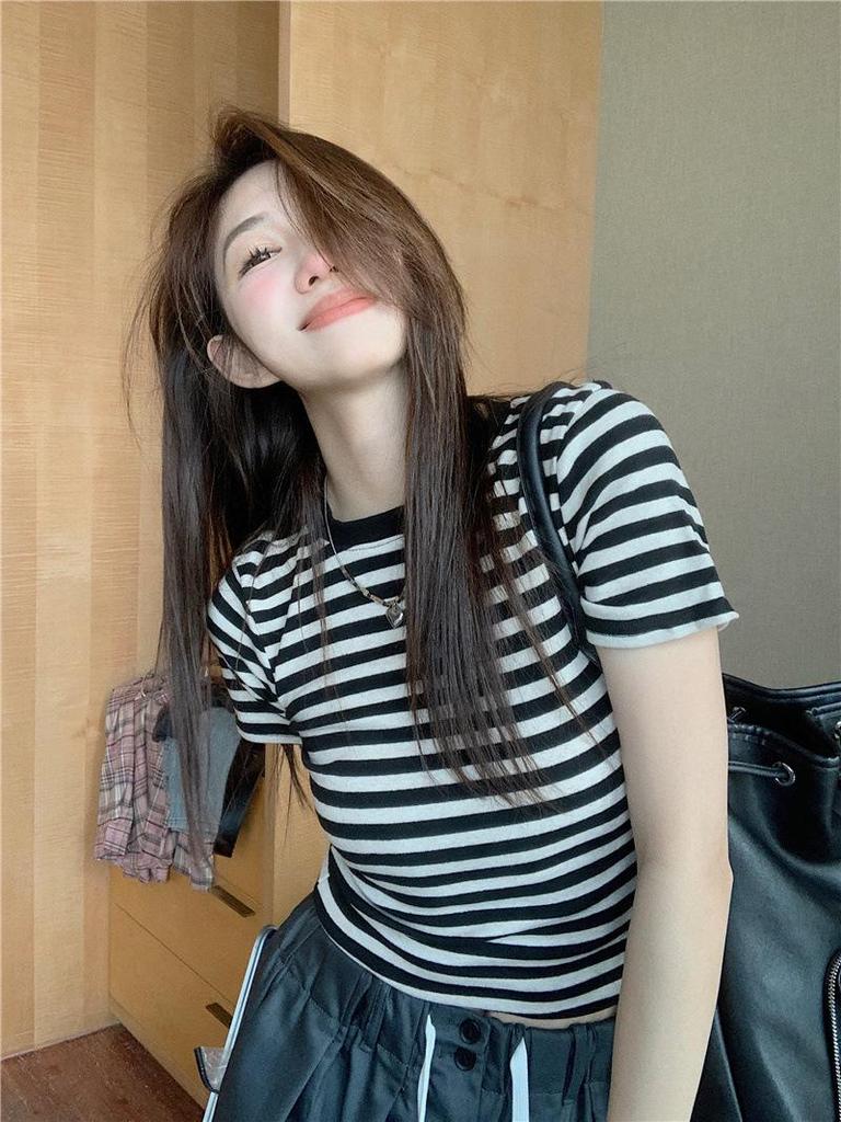 Kadınlar için Çizgili Kısa Kollu Fransız Pamuğu Tişört