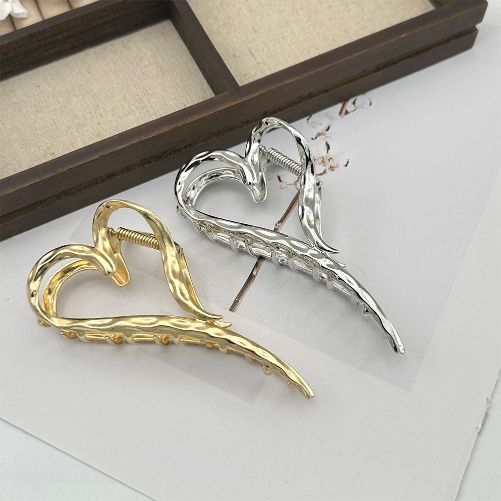Alloy Heart Elegant Hair Claw Clip Non Slip Large Shark Clip Fashion Women Daily Hair Accessories