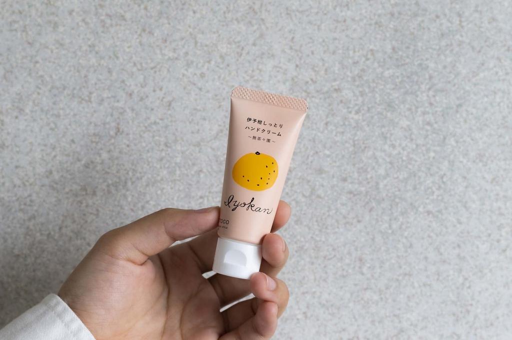 Yaetoco Iyokan Moist Hand Cream 20g