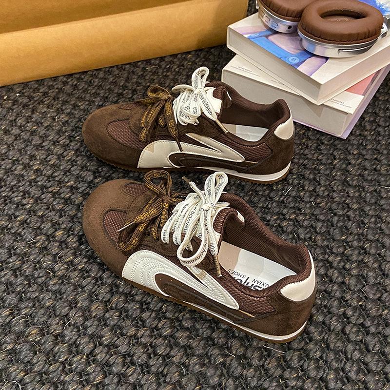 Breathable mesh German training shoes Sports trendy shoes Student casual board shoes Forrest Gump shoes