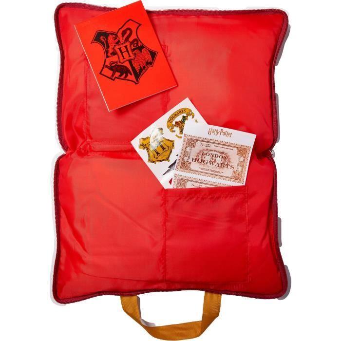 WARNER BROS - Coussin à secrets et accessoires Harry Potter (stickers et bloc-notes)