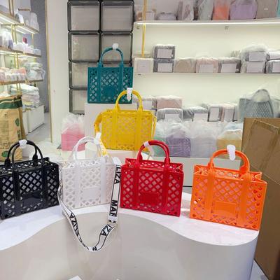 Niche Design Sense Hollow Plastic Portable Vegetable Basket Bag Fashionable Personality Wide Shoulder Strap Messenger Bag Women