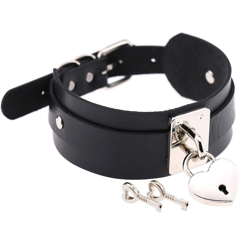 

Exaggerated Punk Pu Leather Necklace With Heart Lock And Street Style For Nightclubs, Available For Both Men And Women