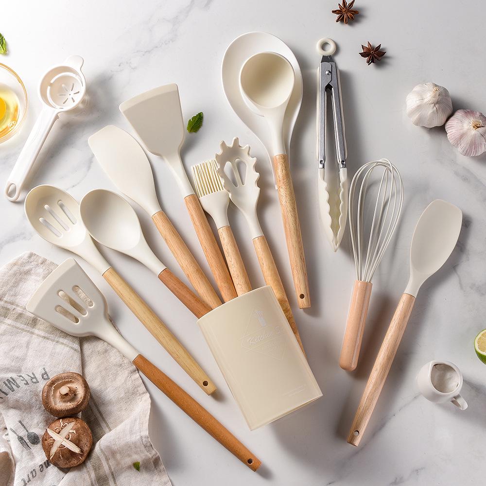11-Piece Set: Silicone Kitchen Utensils with Lightweight Wooden Handles - Spatulas and Spoons