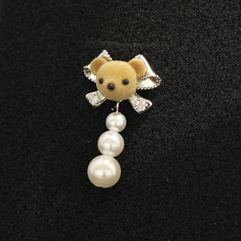 Korean version flocked bear bow brooch simple imitation pearl tassel versatile fixed buckle small collar pin women's accessories
