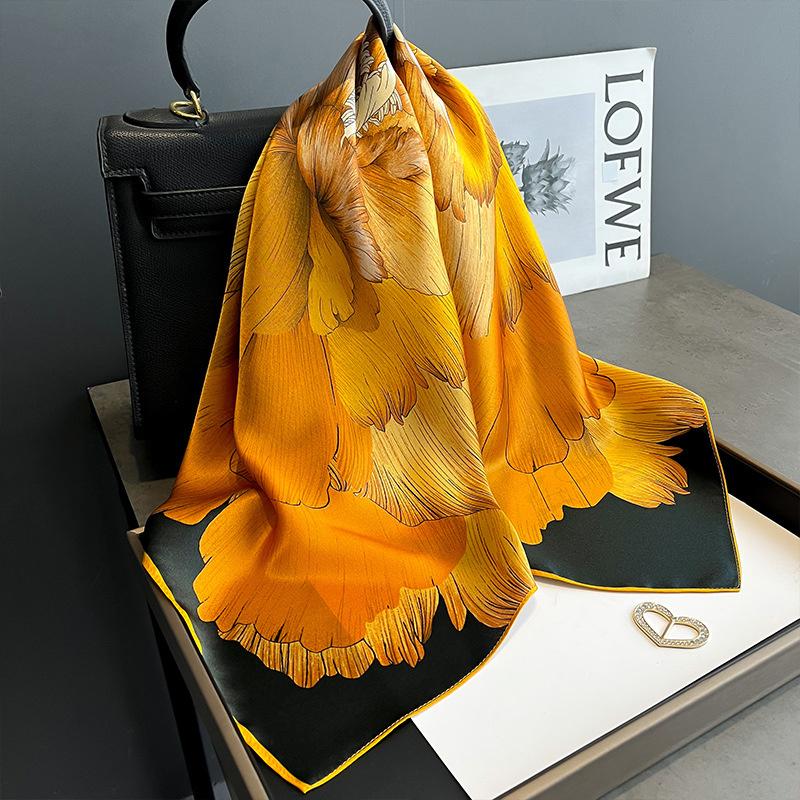 2024 Design Fashion Print Satin Square Silk Scarf for Women Hand Bag Wrist Wraps Lady Scarves Shawl Neckerchief Foulard Luxury