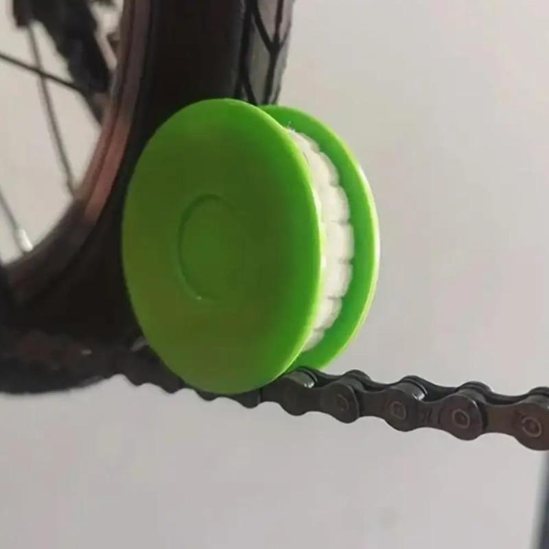 Bicycle Chain Lubricator Bike Chains Oil Roller Cleaning Bicycle Maintenance Tool Portable Bike Cycling Accessories