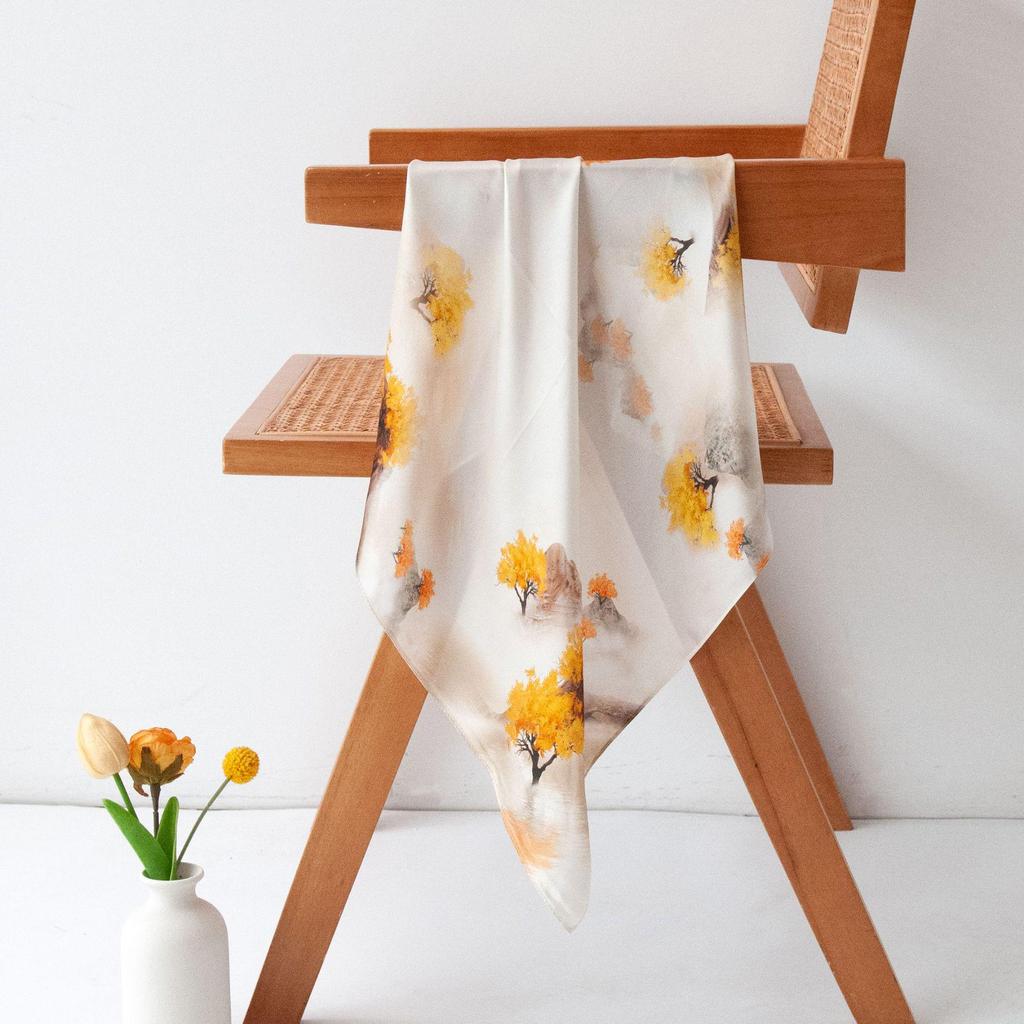 Eleganter Ahornblatt Maulbeerseidenschal - Perfektes Muttertagsgeschenk & Vielseitiges Accessoire für alle Altersgruppen