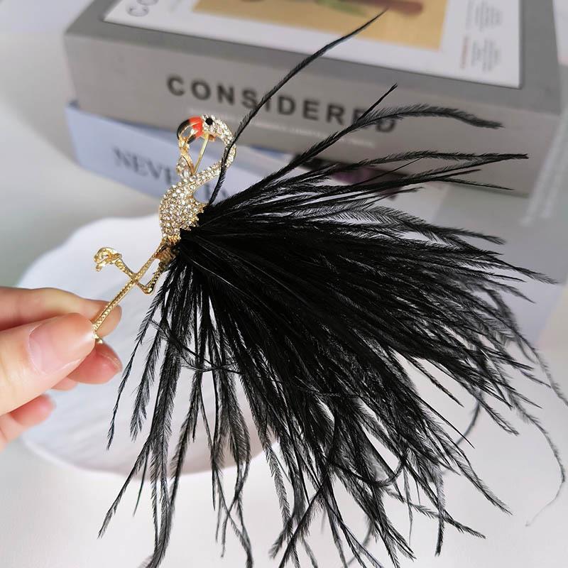 Chic Feather Flamingo Badge 1Pcs Brooch for Women Girls Animal Pin Accessory for Bag Hat Clothes Decoration