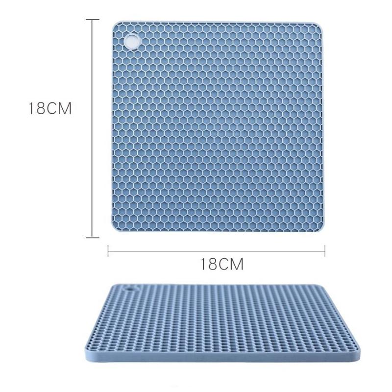 Heat Insulation Silicone Coasters 2/4Pcs Square Non-Slip Heat Resistant Pads for Coffee Table Kitchen Bar Home Use