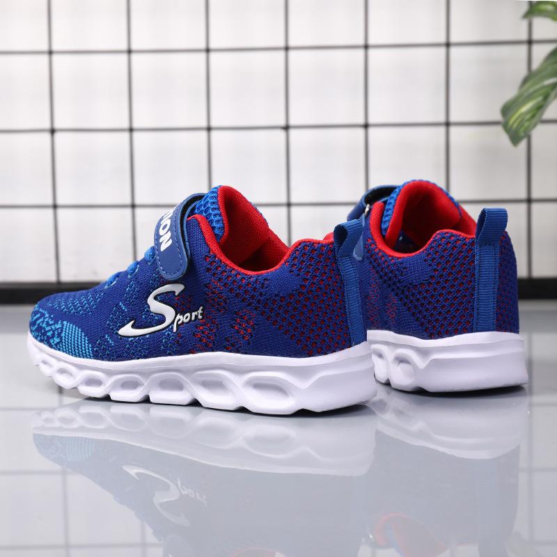 Ultra-light classmate boys' sports shoes 2025 spring and autumn children's breathable boys' running shoes foreign trade procurement