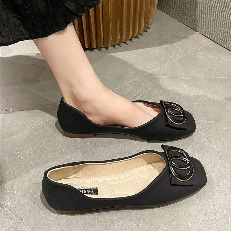 Doudou Shoes Girl 2025 New Spring Korean Version Versatile Shallow Mouth Soft Sole One Pedal Fairy Gentle Evening Wind Single Shoes
