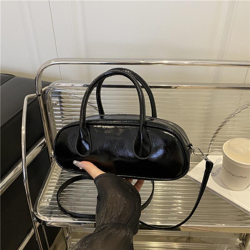 Niche design baguette bag portable small bowling bag shoulder messenger bag high sense