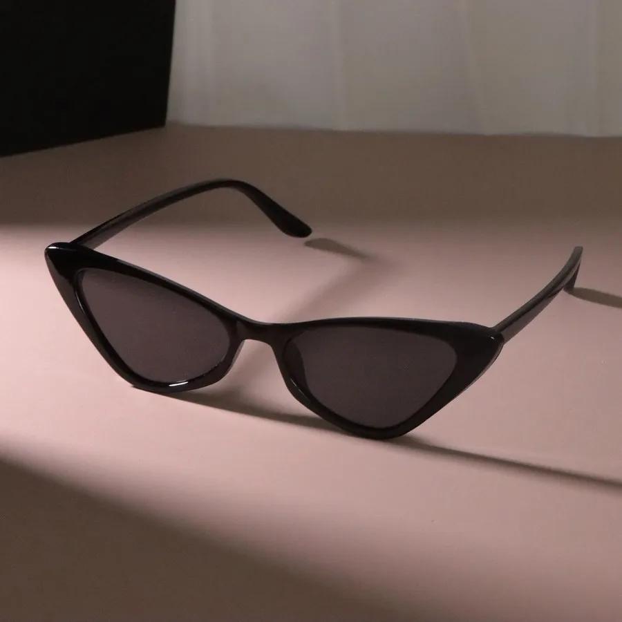 Sunglasses Women Fashion Men Square Design Sun Glasses Vintage Female Male Plastic Frame Stylish