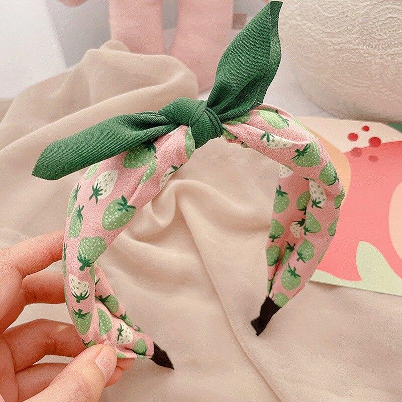 Farblich passendes Schleifenband für Kinder mit Obstdruck