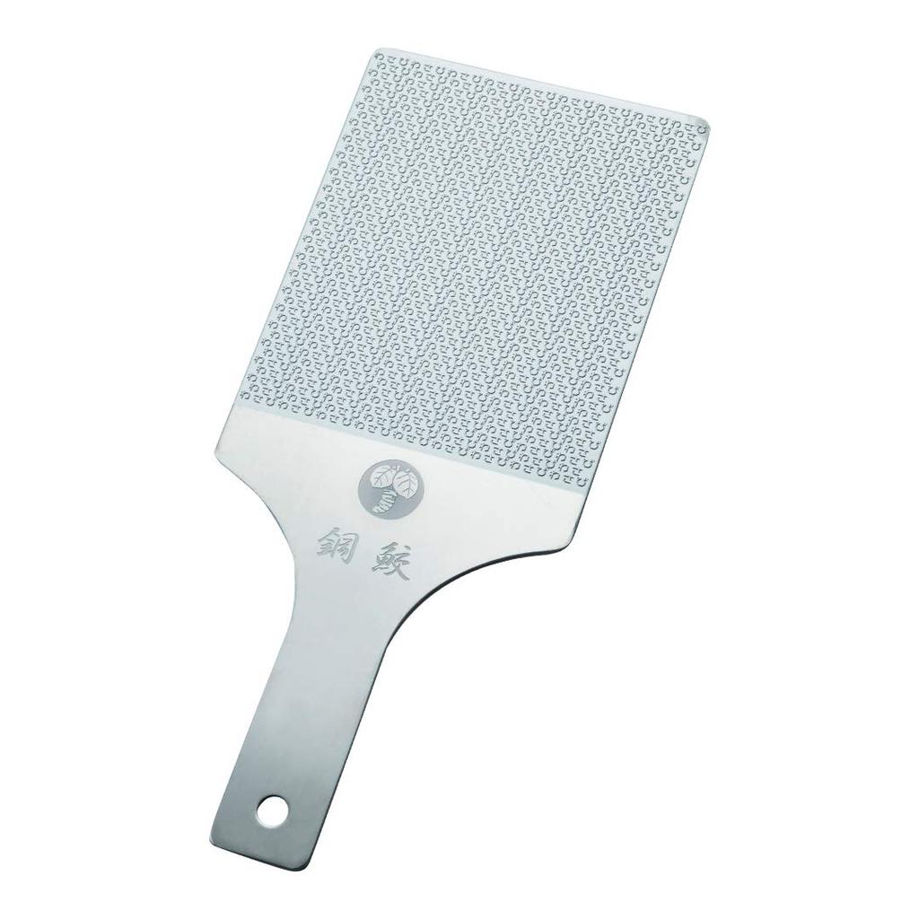 Hagane Pro Wasabi ein Gewinner des Good Design Award 2018 und Gewinner des Omotenashi Selection Gold Award 2020 Reibe, Gewinner.