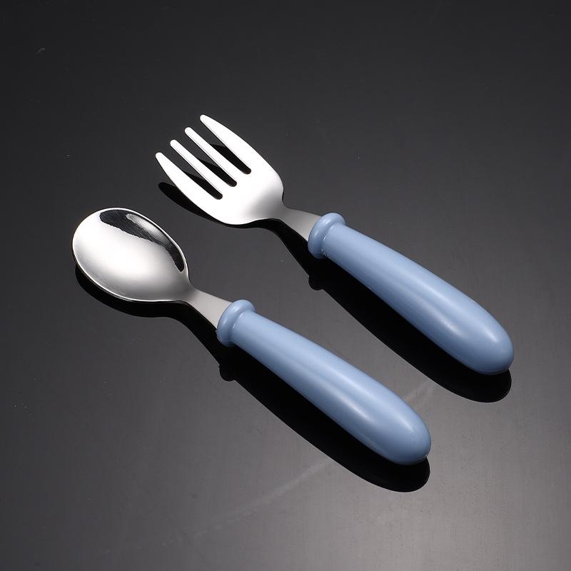 

Детский набор столовых приборов из нержавеющей стали 304: Ложка, вилка и коробка — идеальный подарок для младенцев и мам