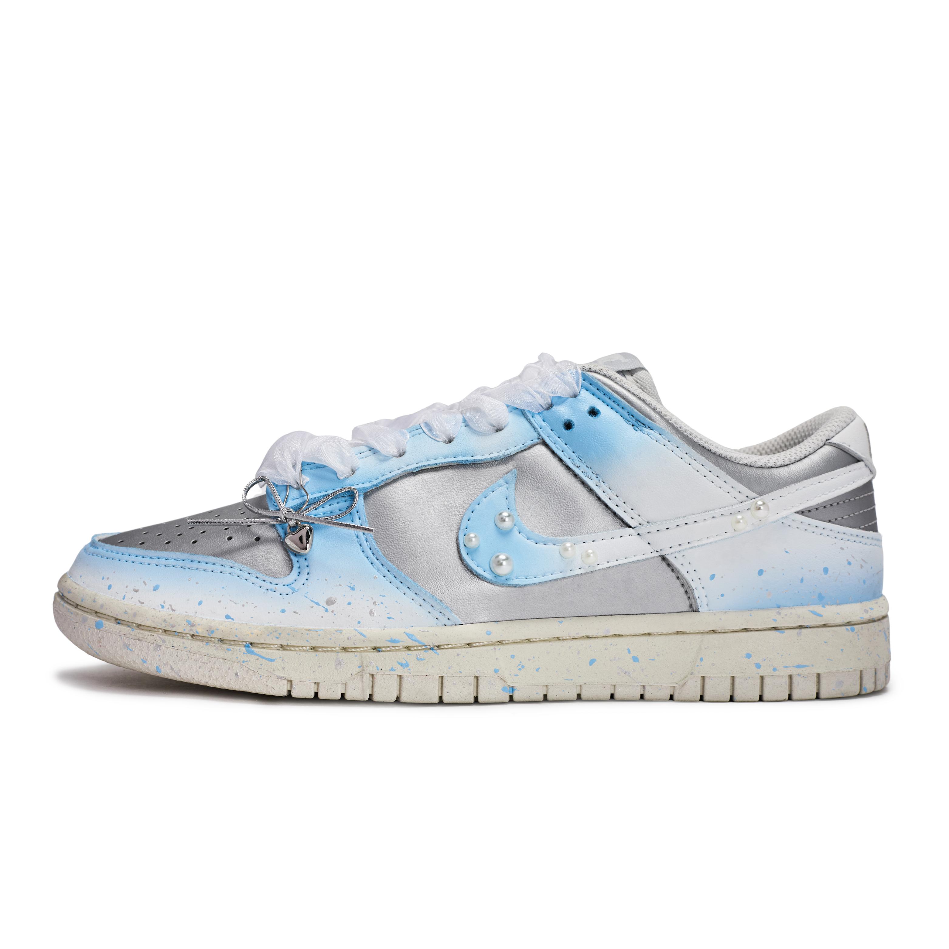 

Nike Dunk REGO Hot Dog, Silver Sea Pearl Heart Low top Skateboard Shoes Women s Blue White Silver IB7311-001(Team1189-) 40.5