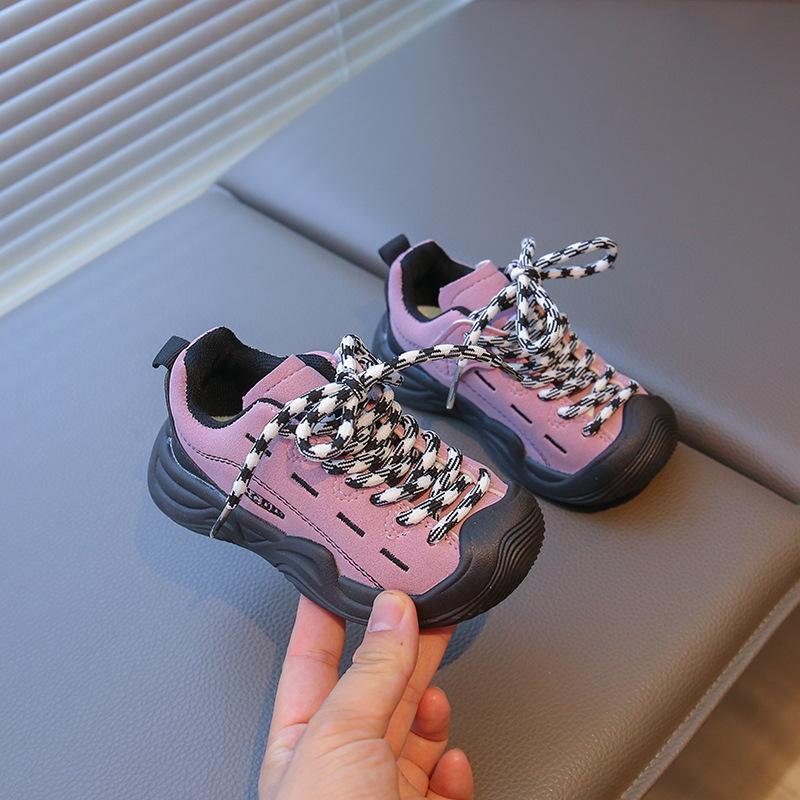 Children's mountain sports shoes 2025 spring and autumn boys' casual outdoor running shoes versatile girls' sports shoes comfortable