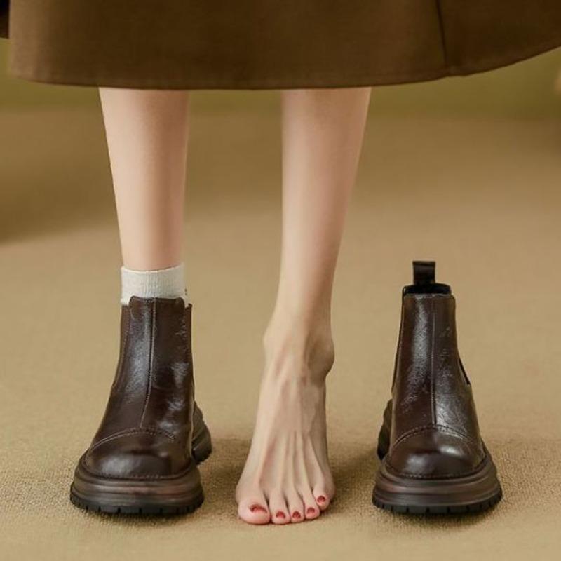 New Style Ankle Boots for Autumn and Winter, Fashionable and Versatile, Thick-soled Women's Shoes