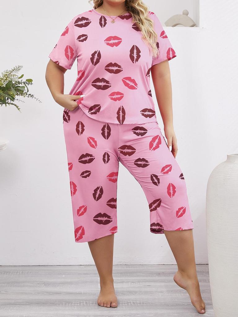 Women's Large-Size Loose Round Neck Short Sleeve Pajama Set with Cropped Pants