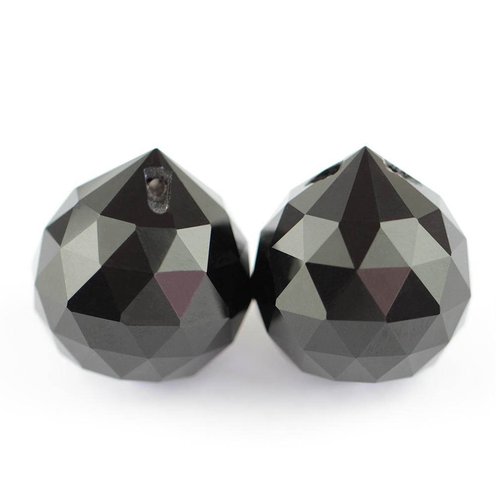 Boules suspendues en cristal K9 de différentes couleurs 15 mm/20 mm/30 mm/40 mm Prismes en verre Boules facettées Feng Shui Décoration d'arbre de mariage de fête d'hôtel