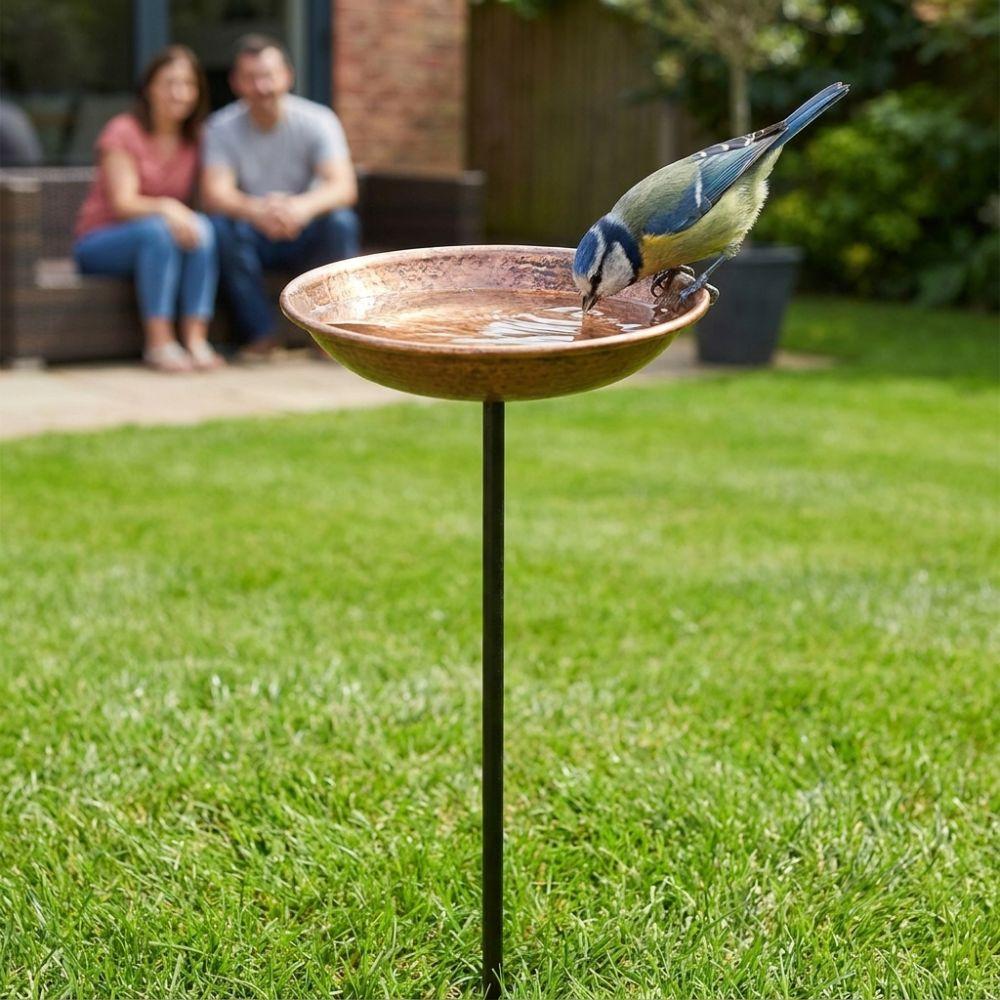 Large Capacity Bird Water Drinker Retro Style Outdoor Bird Bath Metal Bird Feeder Porch Decoration