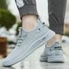 Nuove scarpe estive da uomo in rete traspirante sottile, versione coreana alla moda, scarpe comode da infilare, scarpe da uomo con trama aerea vuota