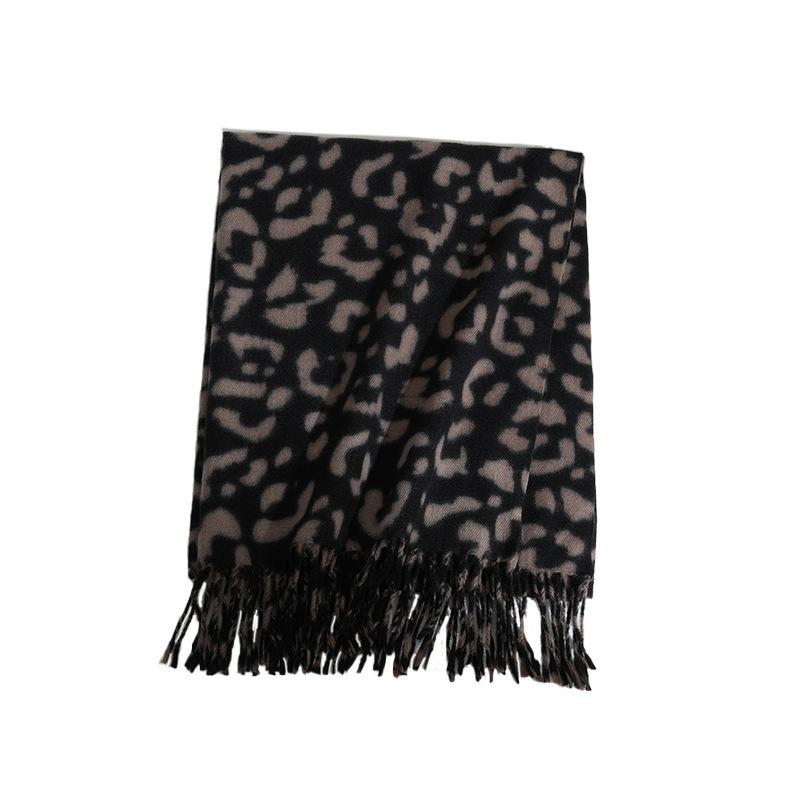 Korean Winter Atmosphere Leopard Print Scarf for Couples Warm and High End Imitation Cashmere Tassel New Scarf