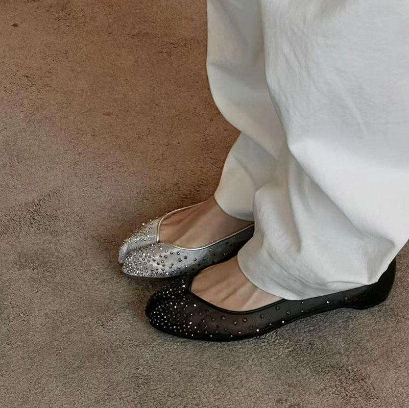 Fashion A Niche Toe Separation Ballet Shoe For Women In 2025, A Stylish And Versatile Casual Mary Jane Shoe For Summer Outings
