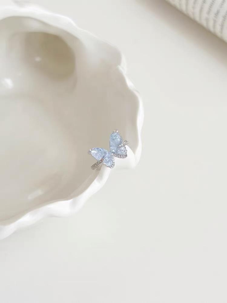 Crystal Butterfly Jewelry Set: Summer Blue Earrings & High-Class Collarbone Necklace with Light Luxury Style