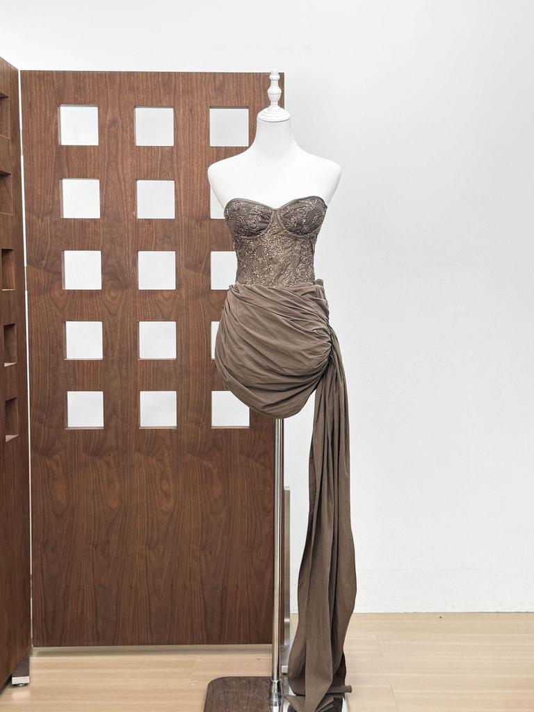 Women's Coffee Lace Embroidered Strapless Camisole with Padded Bust and Cinched Waist