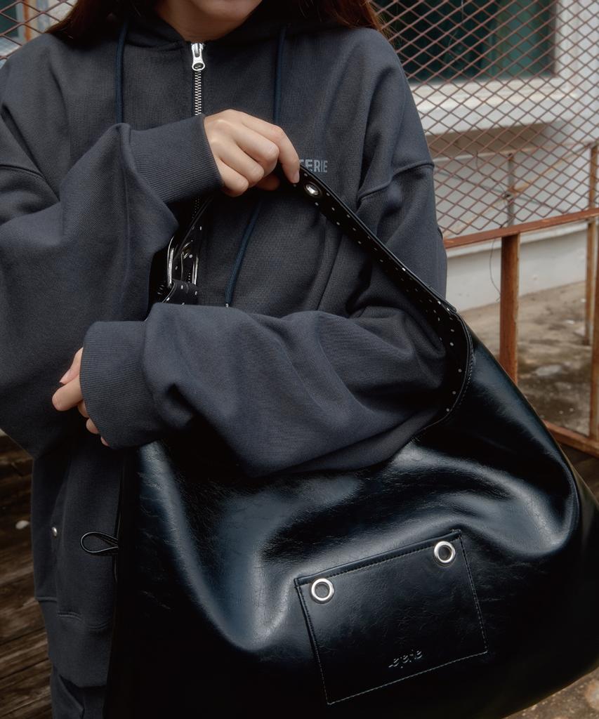 Leterie Buckle Reversible Shoulder Bag_4Color