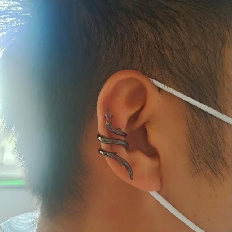 Cartoon Magischer König Ohrknochen-Clip-Ohrringe für Männer Frauen