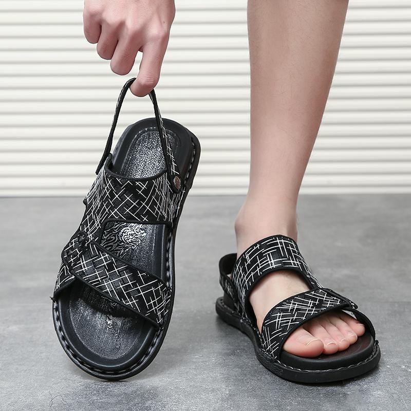 

Чоловічі сандалі Святкові чоловічі туфлі Блискучі модні тапочки Дизайнерські золоті лаковані шкіряні розкішні літні гірки Дзеркало Прогулянкове пляжне взуття 41