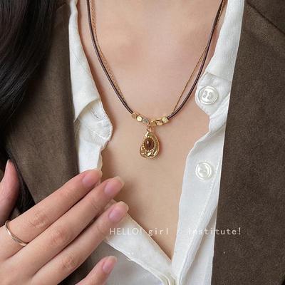 Maillard Retro Tijgeroog Steen Hanger Ketting: Prachtige Ketting met Kralen voor Dames Herfst/Winter Collectie.