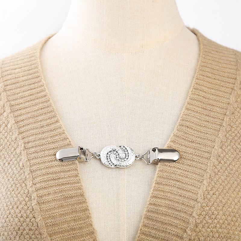 Retro Cardigan Clips Fasteners Flower Pattern Back Cinch Clips Sweater Shawl Dress Collar Brooch Clips for Women Girls Clothing