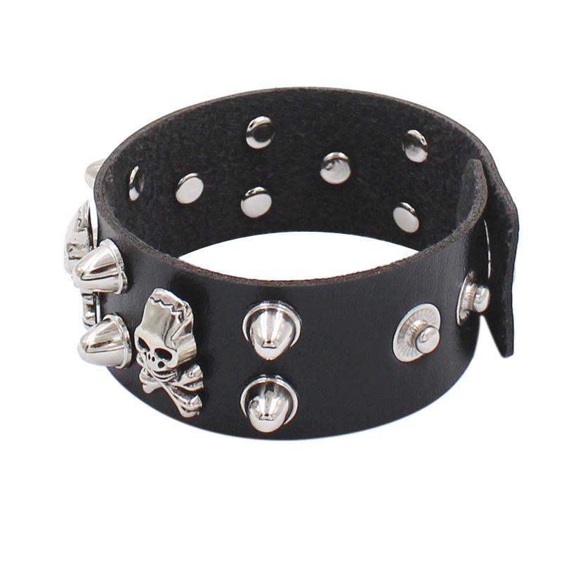 2025 New Pink Red 90s Punk Skull Spot Cuspidal Spike Rivet PU Leather Bracelet For Women Men Gothic Wristband Bangle Jewelry