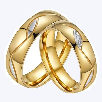 Korean Style Romantic 18K Gold Titanium Couple Rings with Inlaid Diamonds