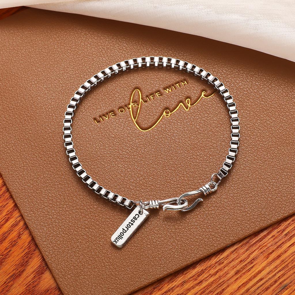 Retro Style Pearl Bracelet Women's Versatile High-end Sense Niche Temperament Beaded Bracelet Couple Girlfriend Hand Jewelry