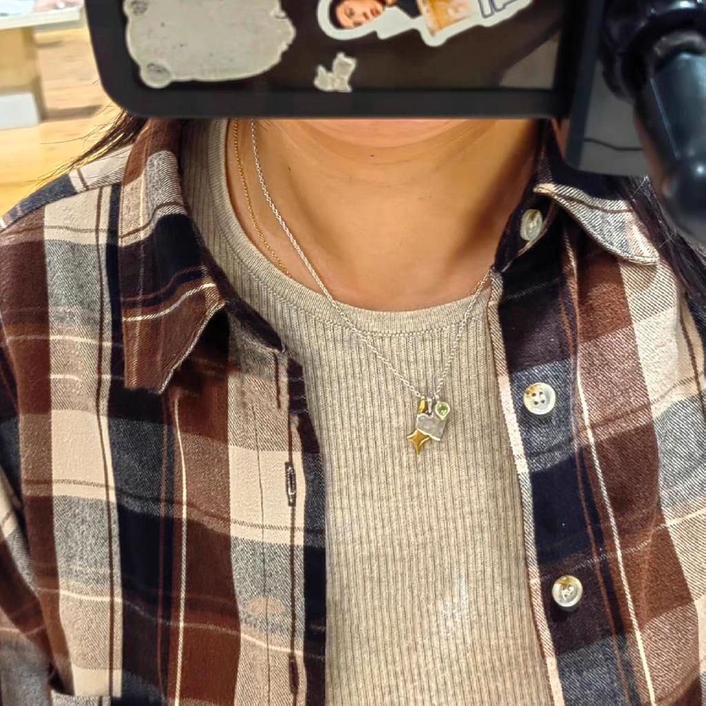 Removable love star light imitation green flash diamond pendant necklace 2025 new high-end collarbone chain