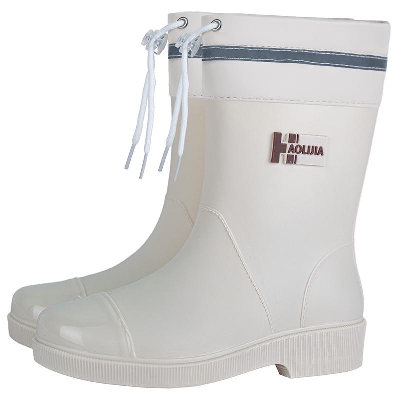 Women's Eco-friendly Mid-Calf PVC Rain Boots - Non-slip Rubber for Outdoor & Kitchen Use.