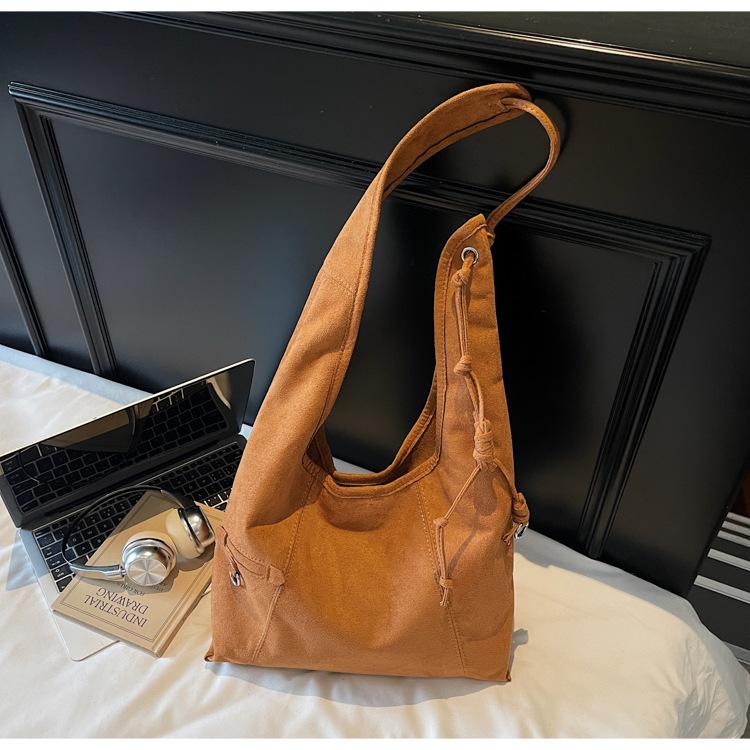 Retro Large-capacity Tote Bag Women's 2025 New Casual Large-capacity Shoulder Bag Fashion Design Messenger Bag Tide
