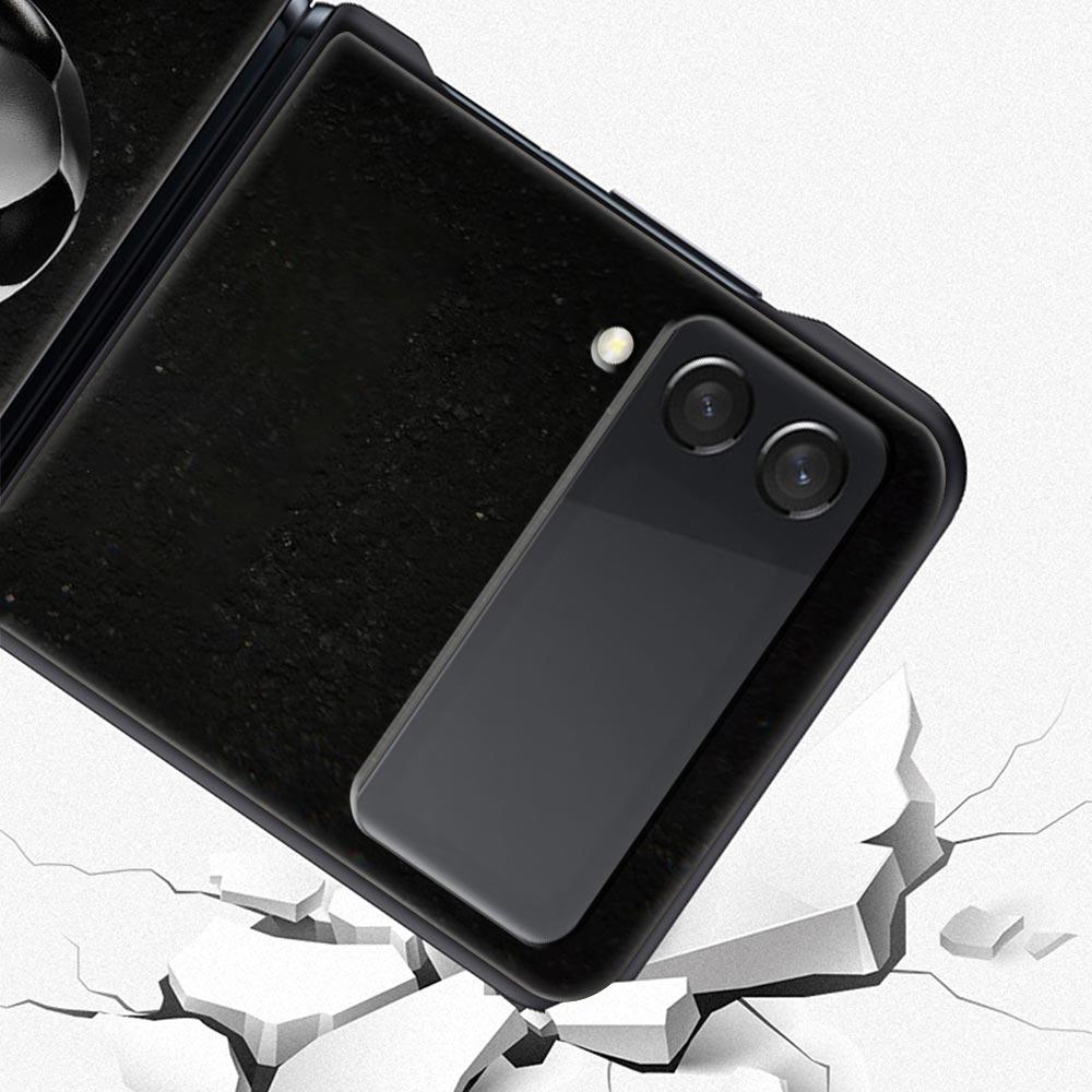 Phone Case for Samsung Galaxy Z Flip 3 4 5 Folding Mobile Shell Hard PC Fundas Black Protect Cover Soccer Ball Football Field