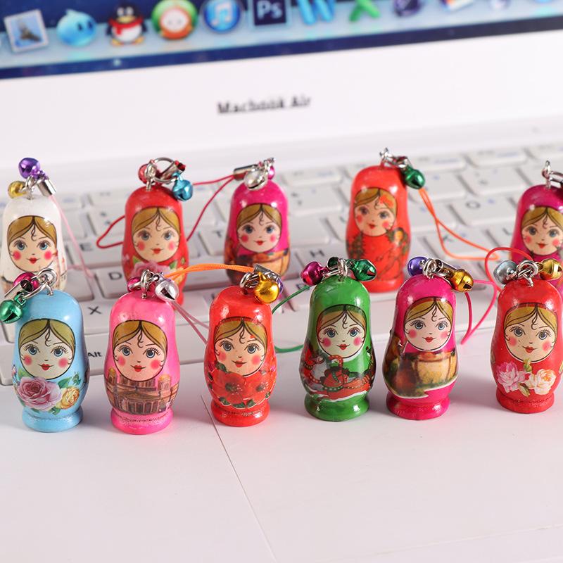 Wooden Matryoshka Doll Keychain Phone Charm - Set of 6 Cute Nesting Dolls Pendant for Keys, Bags and Phone
