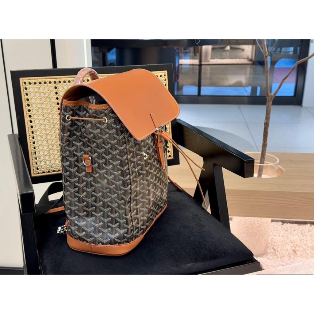 Rucksack mit großem Fassungsvermögen, Rucksack aus echtem Rindsleder für Arbeit & Reisen