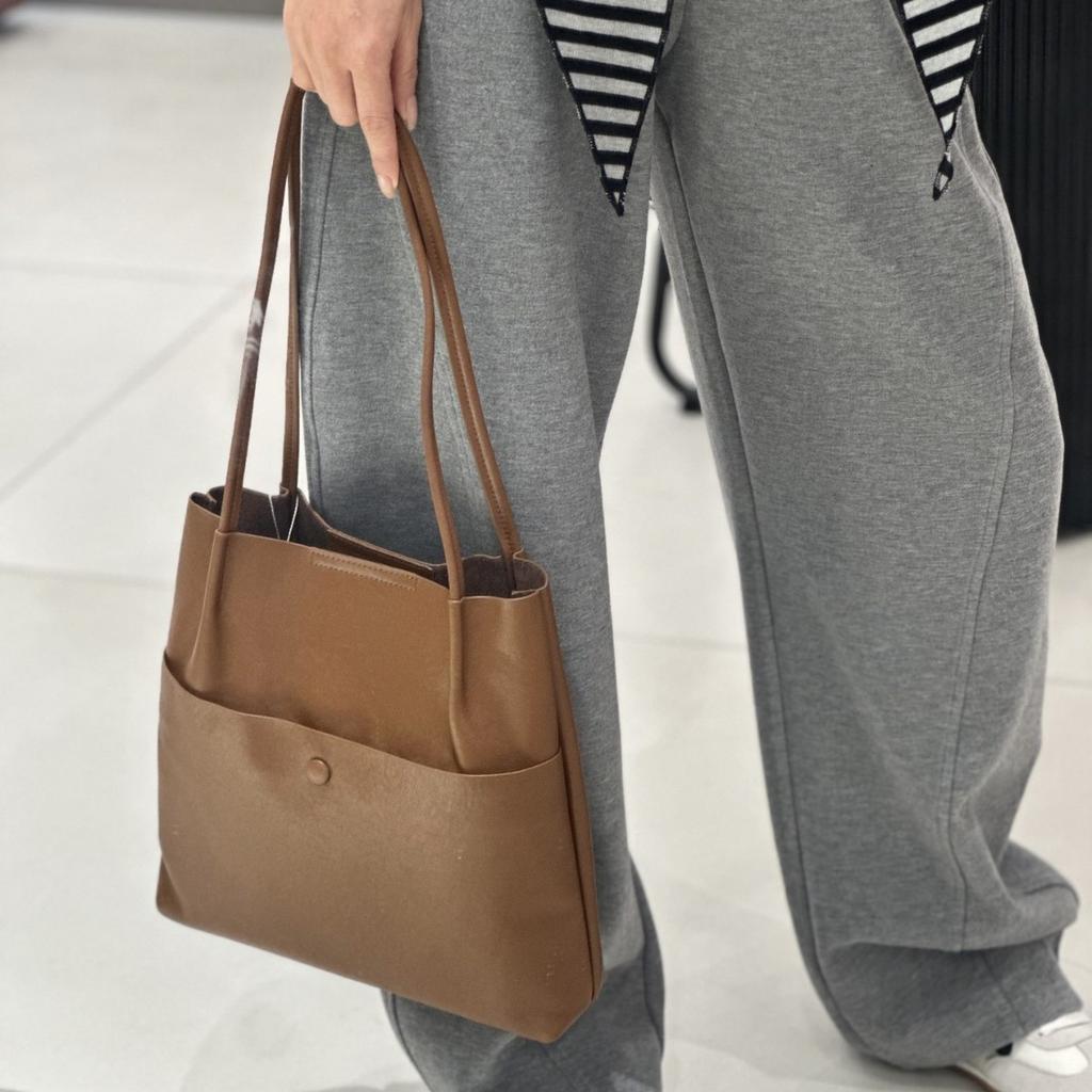 Borsa tote in pelle da pendolare per il tempo libero di grande capacità da donna 2025 nuova semplice e alla moda a spalla singola borsa madre e figlio