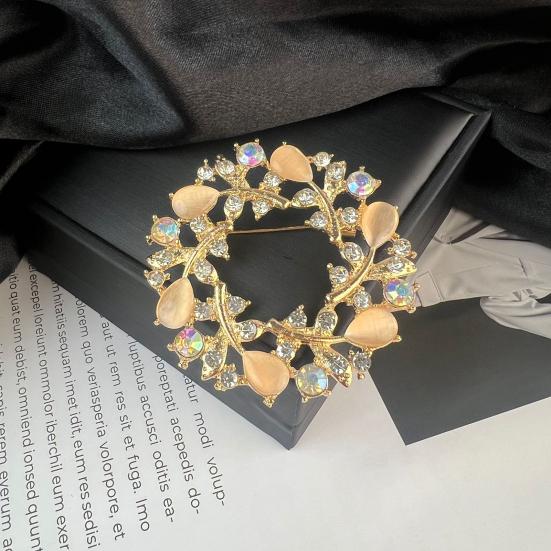 Brooch Retro Style Flower Plant Design Suit Lapel Pin with Faux Opal Inlaid Sweaters Collars Hats Bags Coats Scarves Badge Outfit Accessory